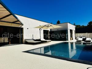Villa Romy face au Ventoux Piscine et Spa à Mollans-sur-Ouvèze